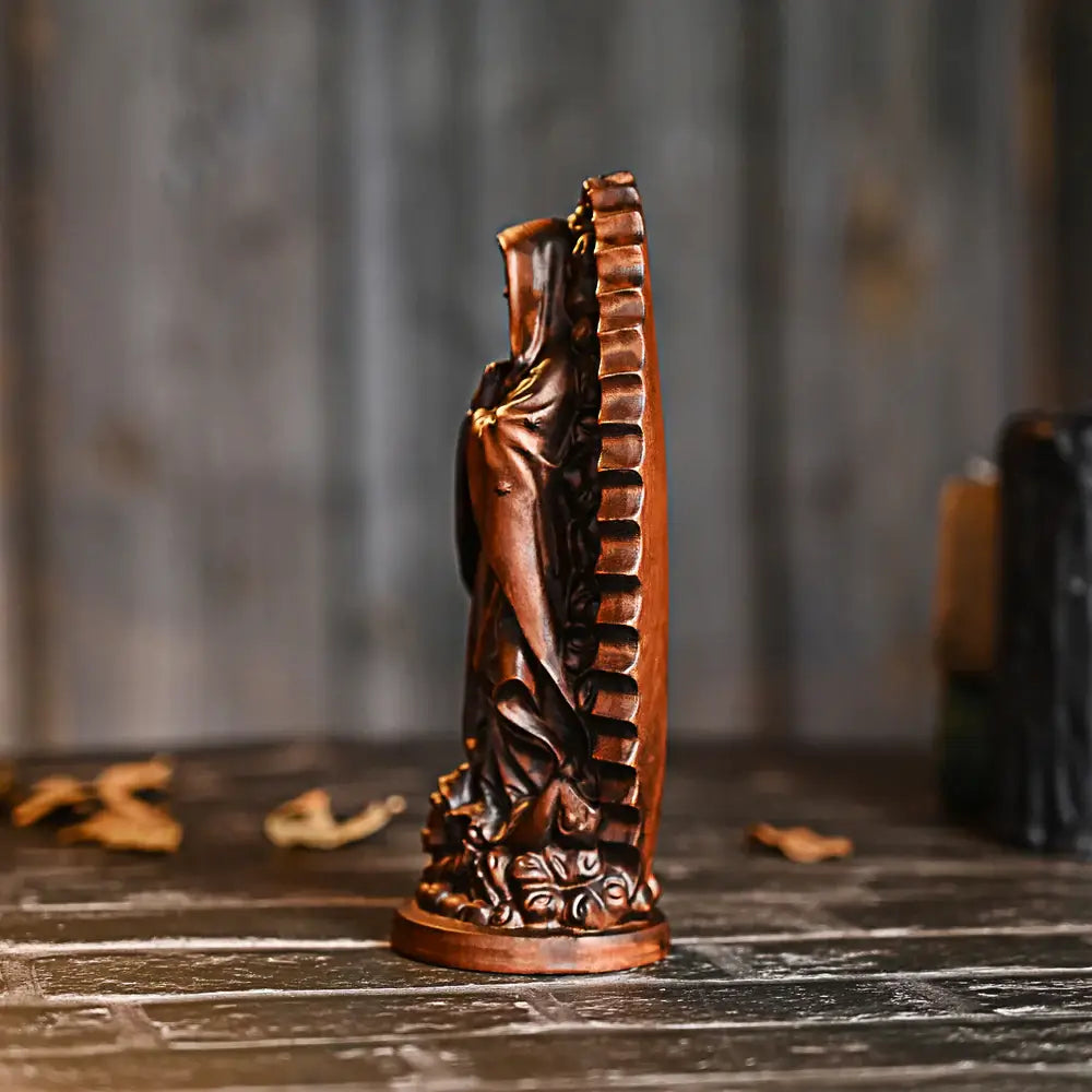Imagem Nossa Senhora de Guadalupe em Madeira - Sagrado Tesouro
