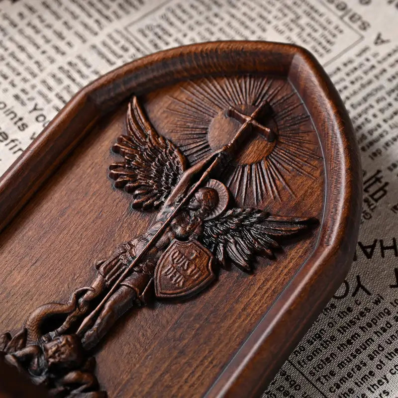 Castiçal de Madeira São Miguel Arcanjo - Sagrado Tesouro