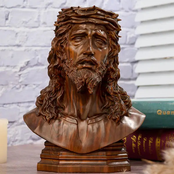 Busto de Jesus Cristo Coroado de Espinhos em Madeira