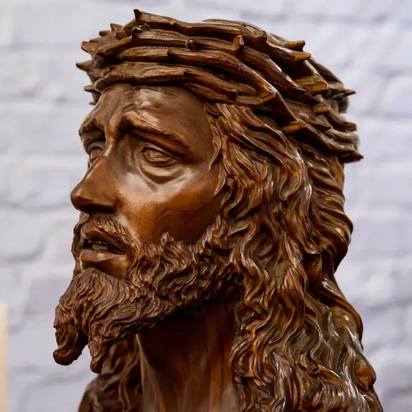 Busto de Jesus Cristo Coroado de Espinhos em Madeira - detalhes