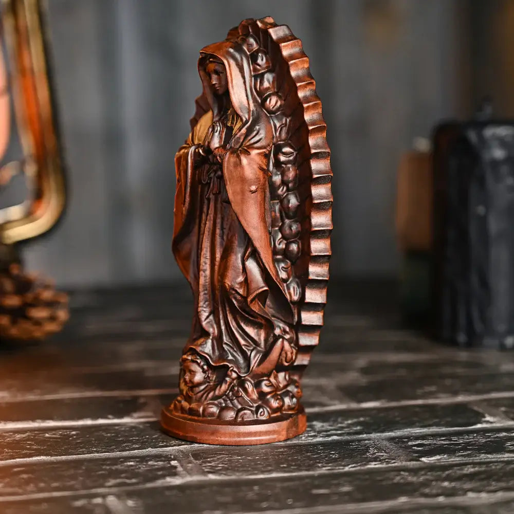 Imagem Nossa Senhora de Guadalupe em Madeira - Sagrado Tesouro