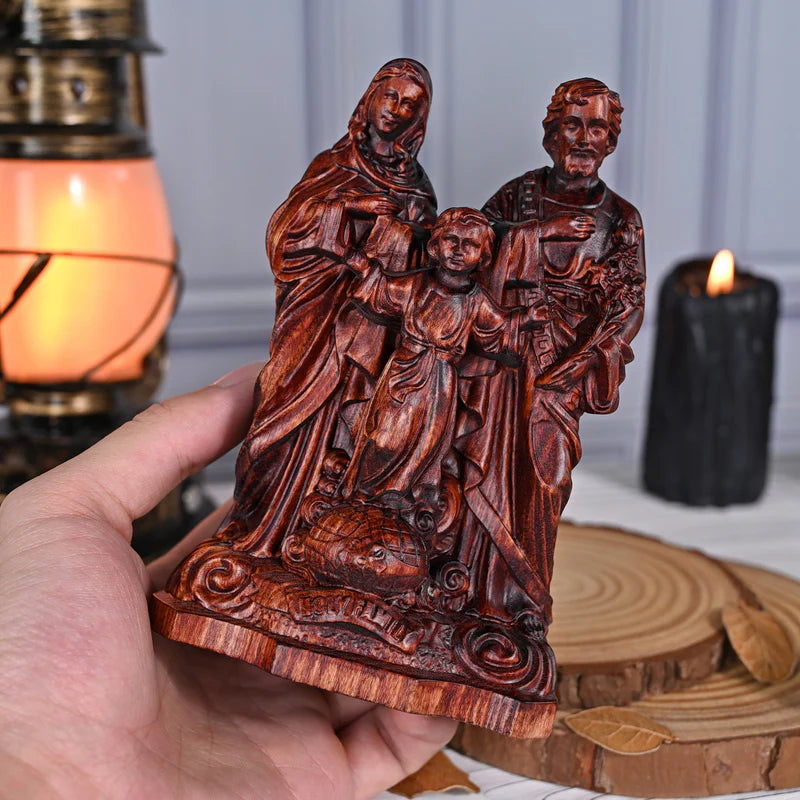 Imagem da Sagrada Familia em Madeira- Sagrado Tesouro