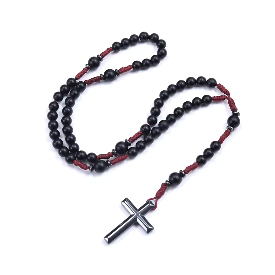 Terço Colar de Pedra Preto Fosco com Cordão Vermelho