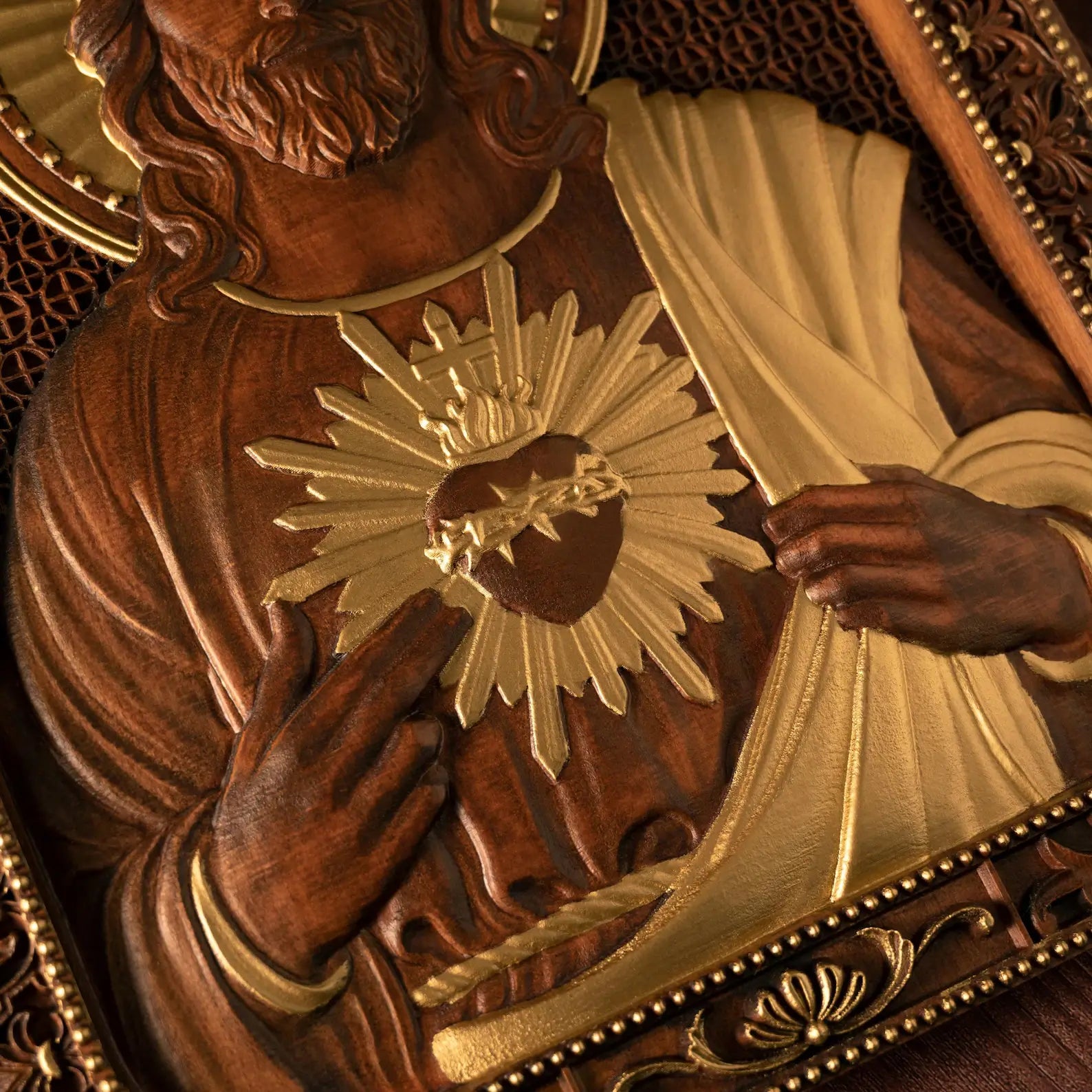 Sagrado Coração de Jesus em Madeira - Sagrado Tesouro