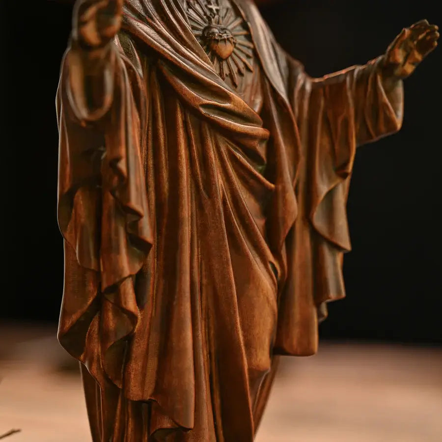 Sagrado Coração de Jesus em Madeira - Sagrado Tesouro
