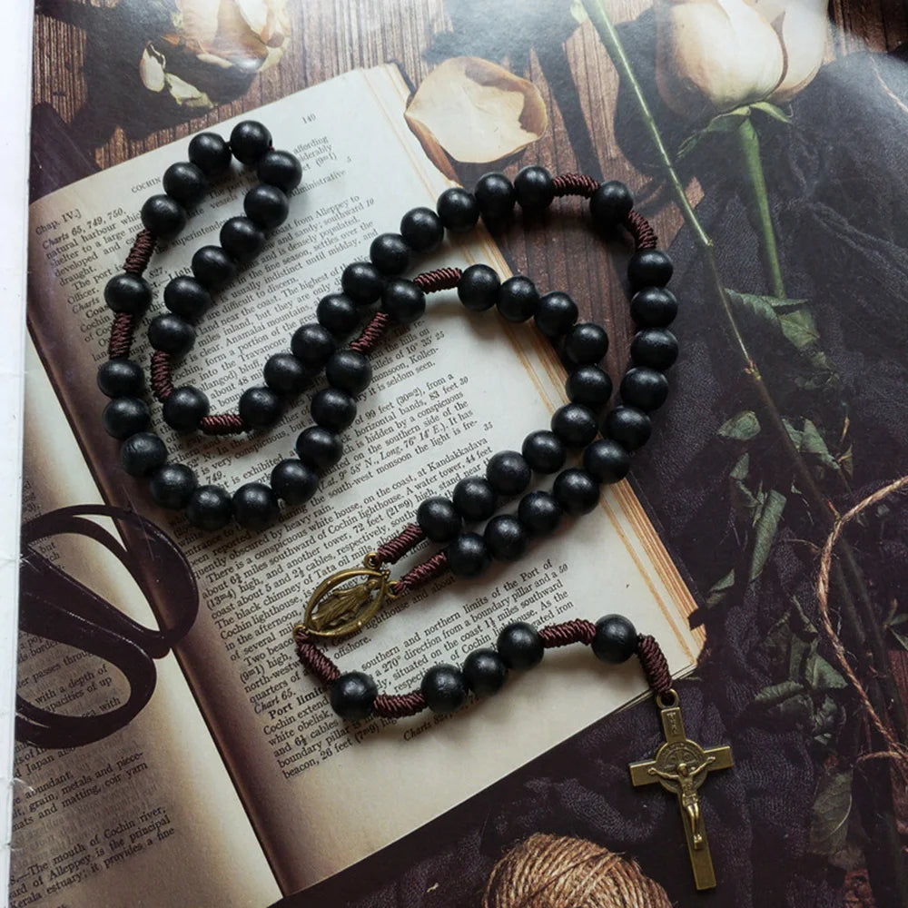 Terço Virgem Maria e Cruz de São Bento - Loja Sagrado Tesouro