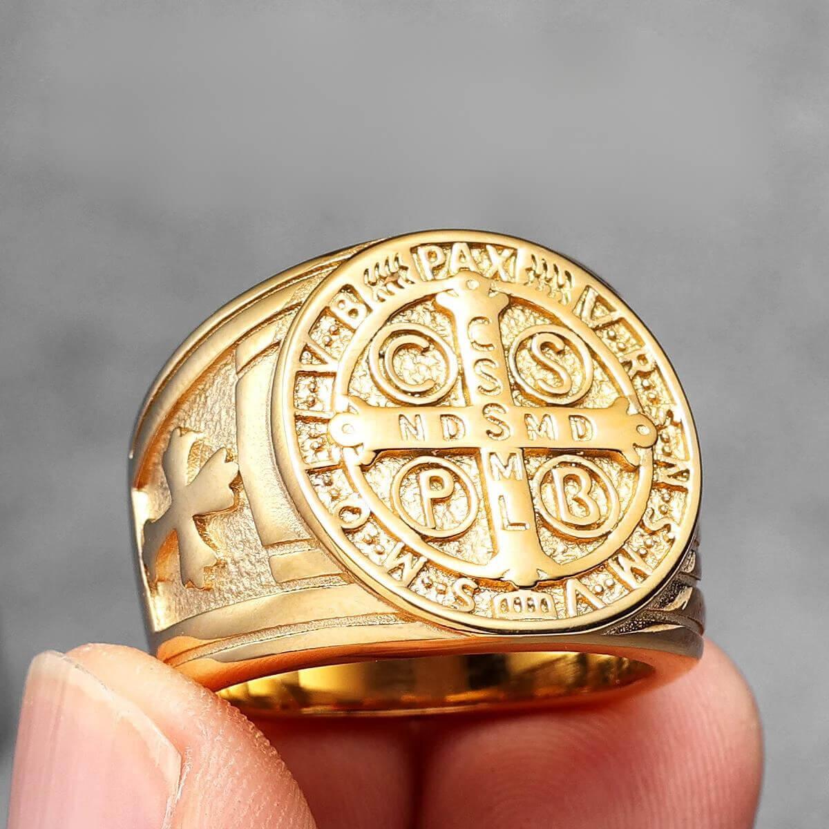 Anel Cruzado em São Bento Dourado de Ouro - Sagrado Tesouro