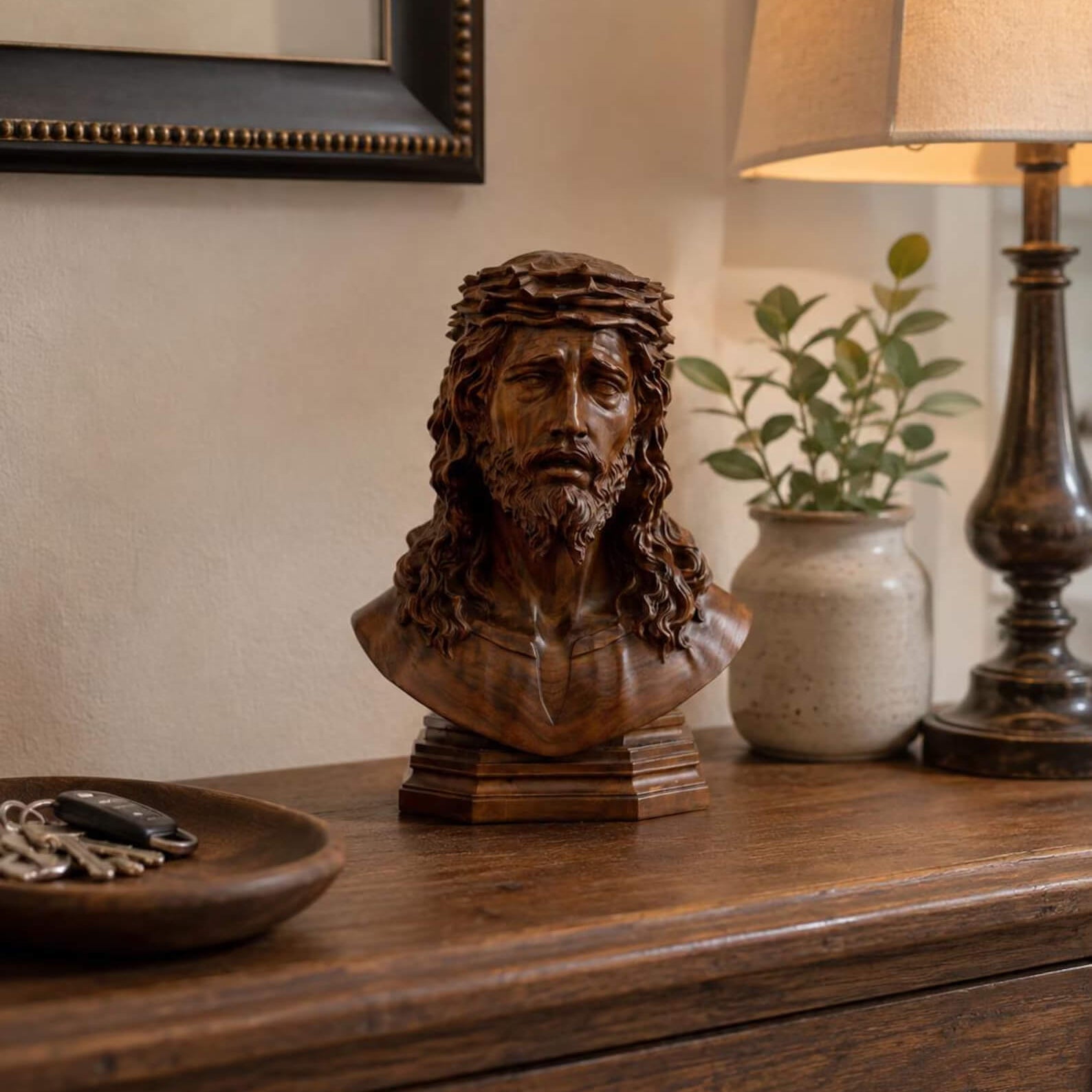 Busto de Jesus Cristo Coroado de Espinhos em Madeira