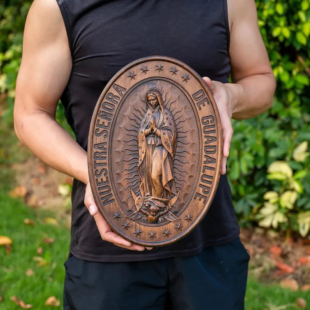 Escultura Nossa Senhora de Guadalupe de Madeira - Sagrado Tesouro