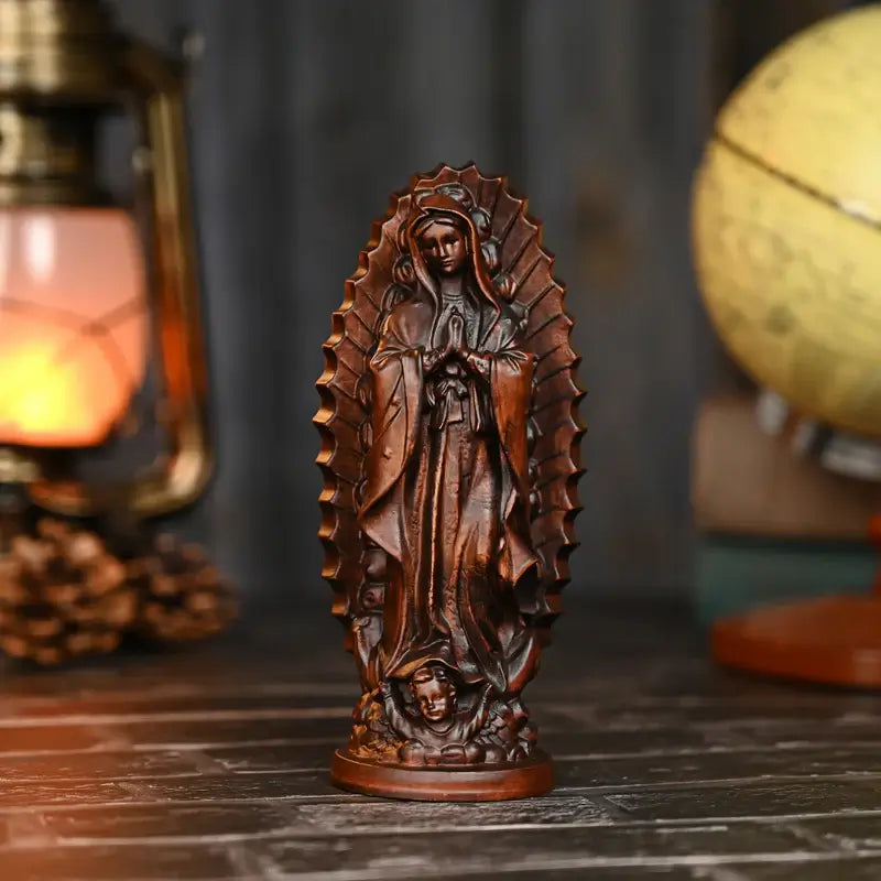Imagem Nossa Senhora de Guadalupe em Madeira - Sagrado Tesouro