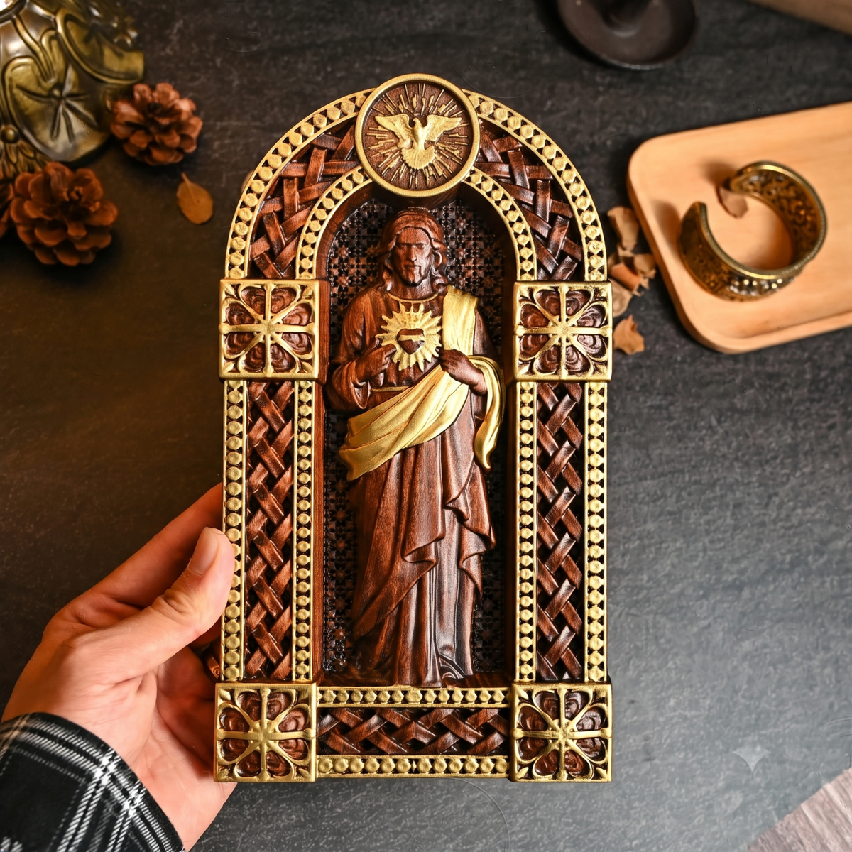 Oratório Sagrado Coração de Jesus em Madeira - Sagrado Tesouro