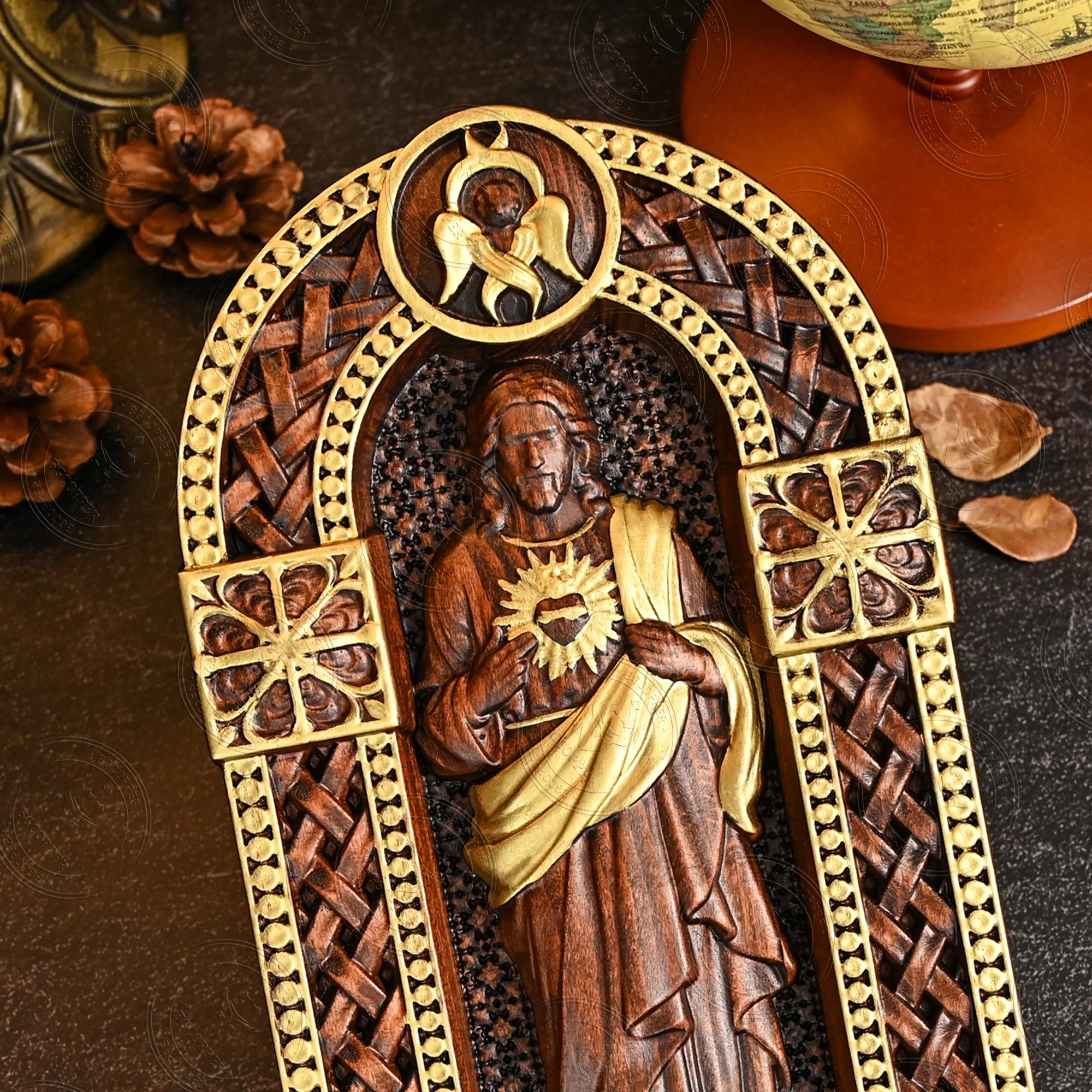 Sagrado Coração de Jesus em Madeira - Sagrado Tesouro