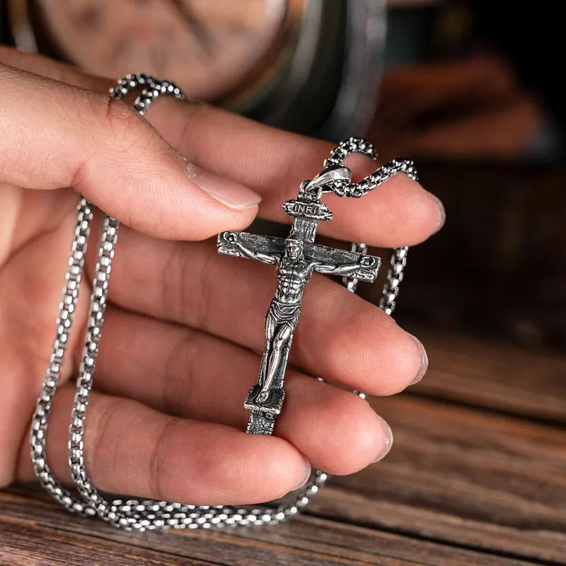 Colar Crucifixo Jesus Cristo - A Crucificação