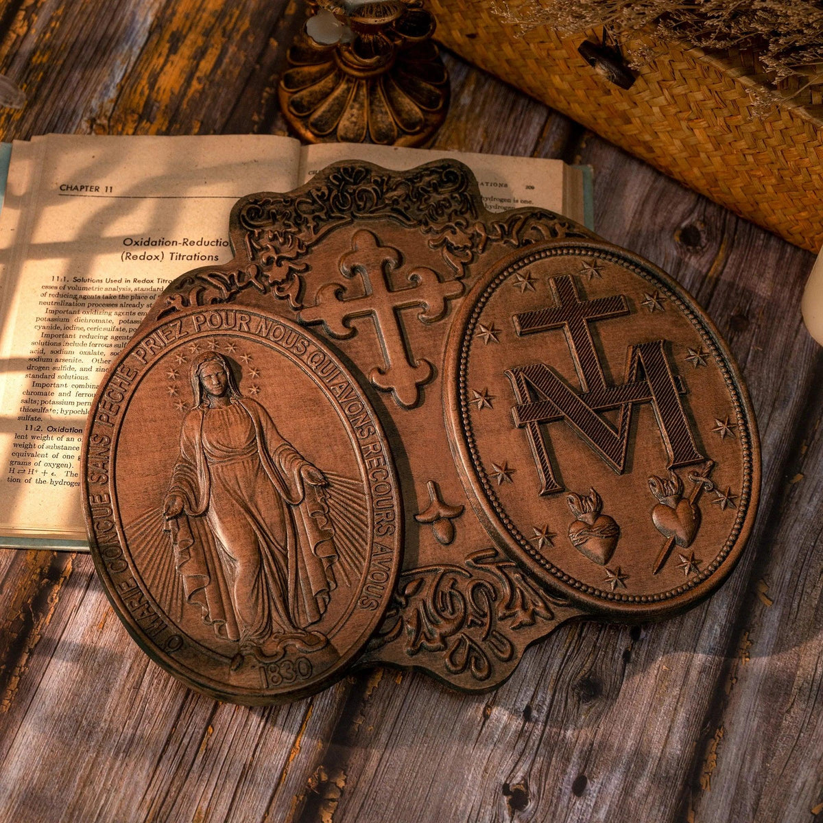 Medalha Milagrosa Nossa Senhora das Graças Escultura, frente e verso - Sagrado Tesouro