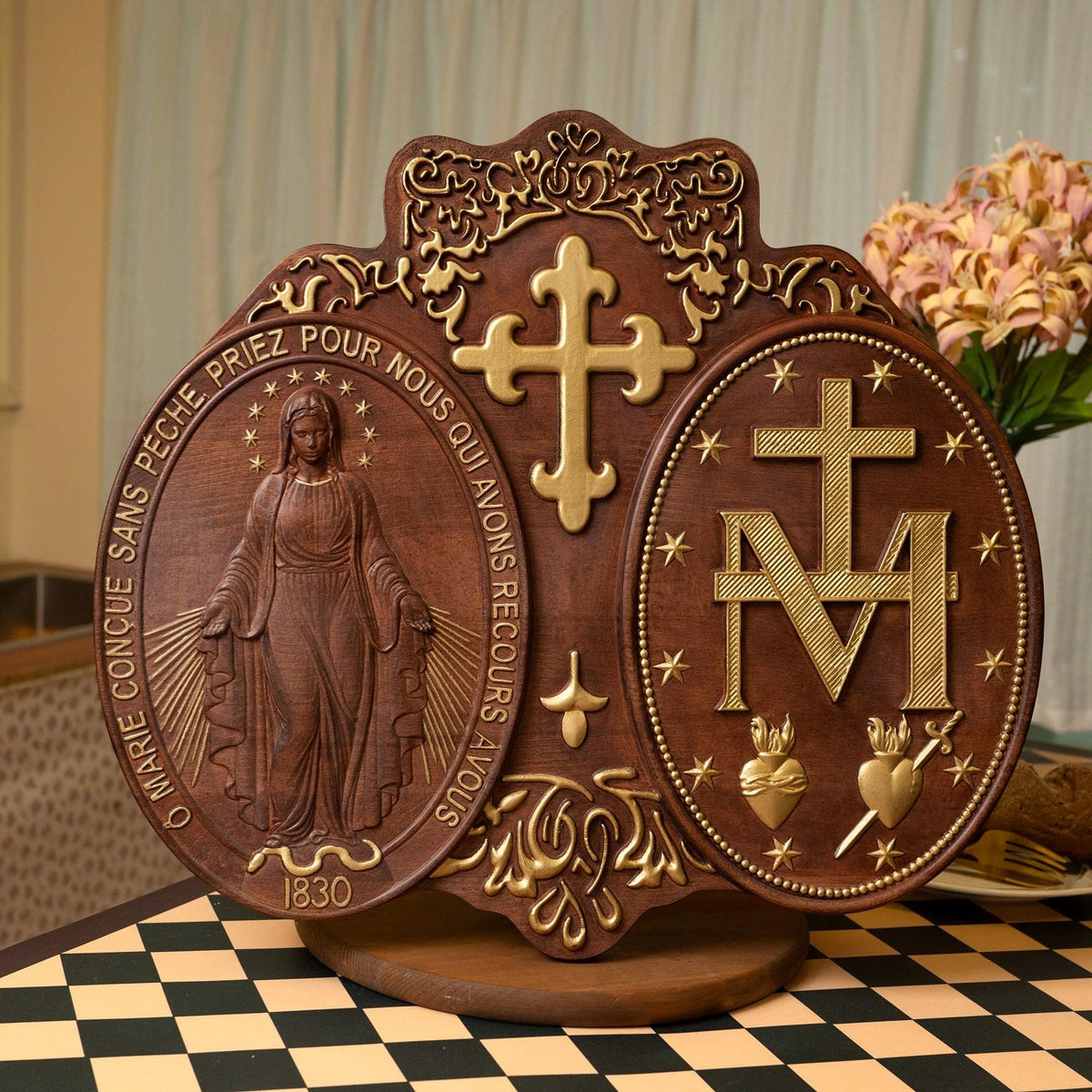 Medalha Milagrosa Nossa Senhora das Graças Escultura - detalhes