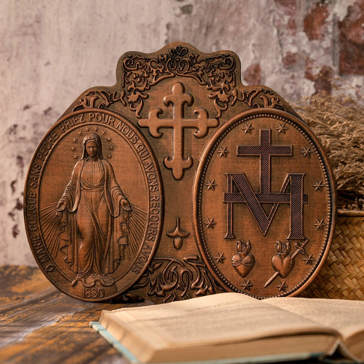 Medalha Milagrosa Nossa Senhora das Graças Escultura - detalhes